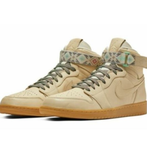 nike air jordan 1 strap